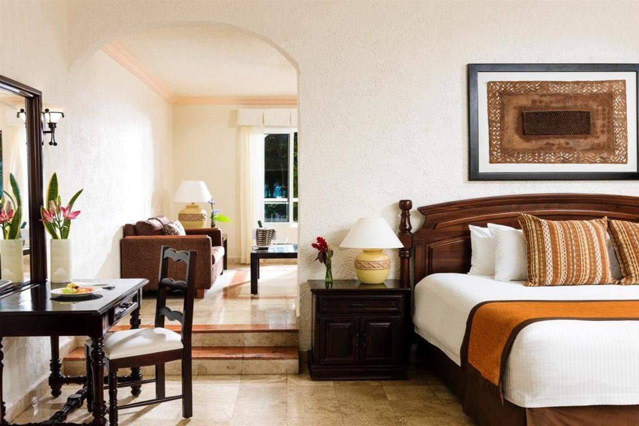 El Dorado Seaside Suites Catamaran, Cenote & More Inclusive (Adults Only) Xpu Ha Exterior photo