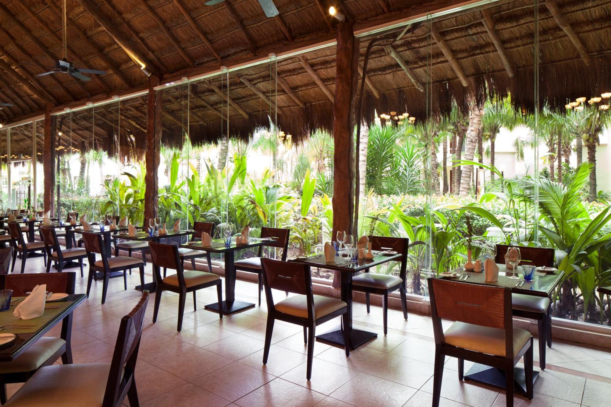 El Dorado Seaside Suites Catamaran, Cenote & More Inclusive (Adults Only) Xpu Ha Exterior photo