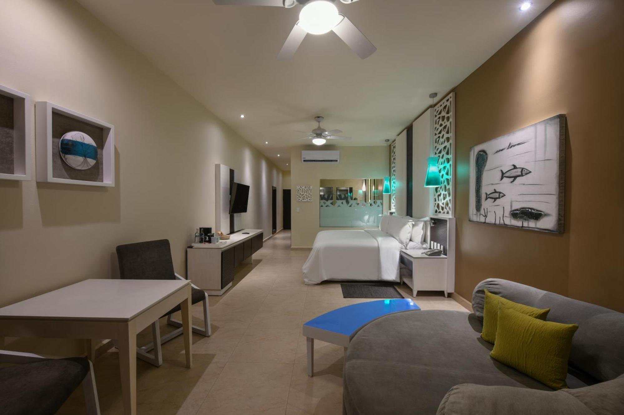El Dorado Seaside Suites Catamaran, Cenote & More Inclusive (Adults Only) Xpu Ha Exterior photo