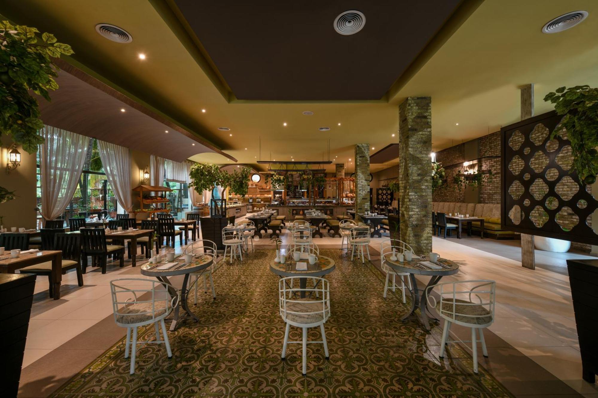 El Dorado Seaside Suites Catamaran, Cenote & More Inclusive (Adults Only) Xpu Ha Exterior photo
